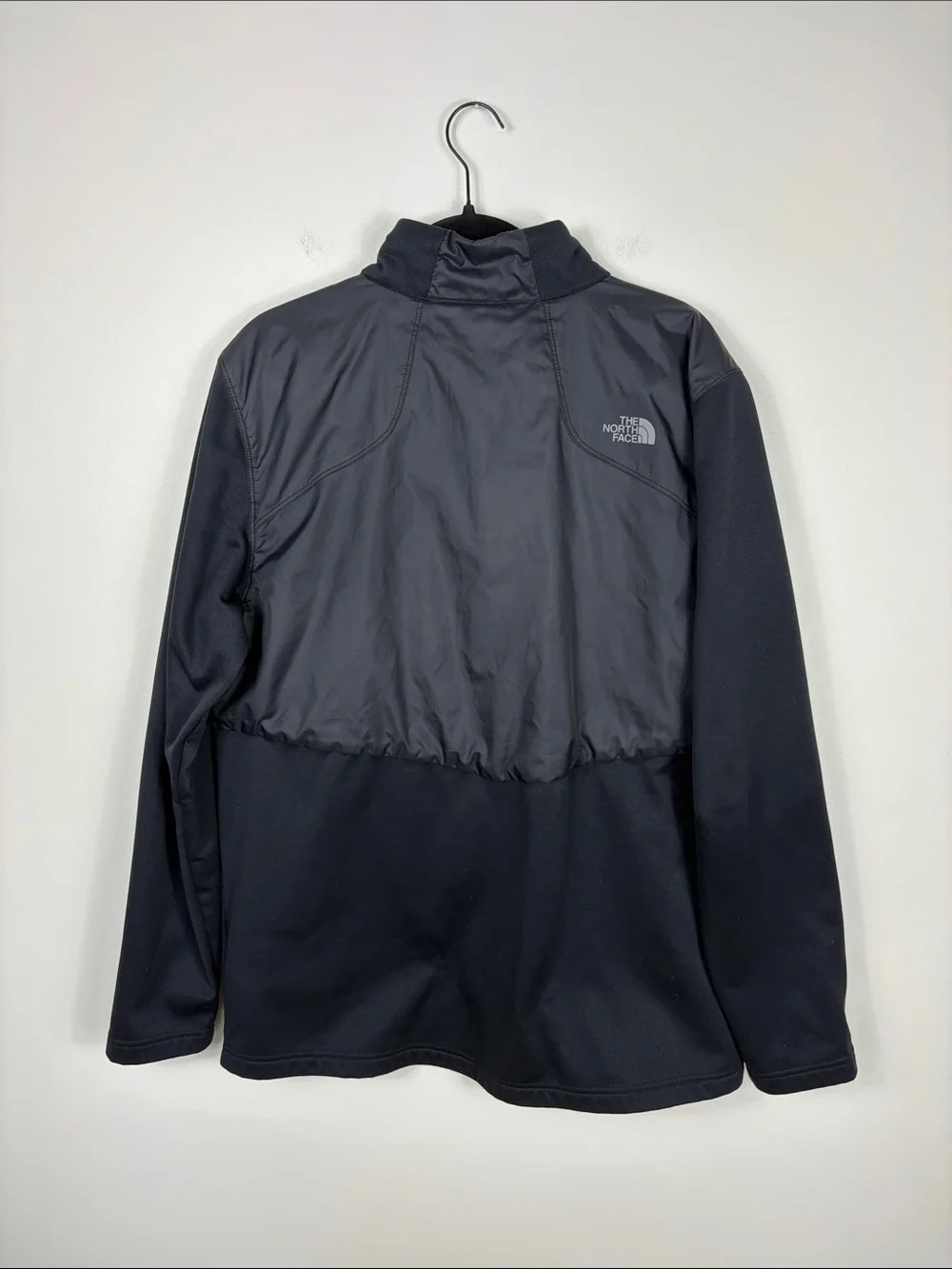 The North Face Men’s Full Zip Jacket Black Size Large Fleece Lined Windbreaker